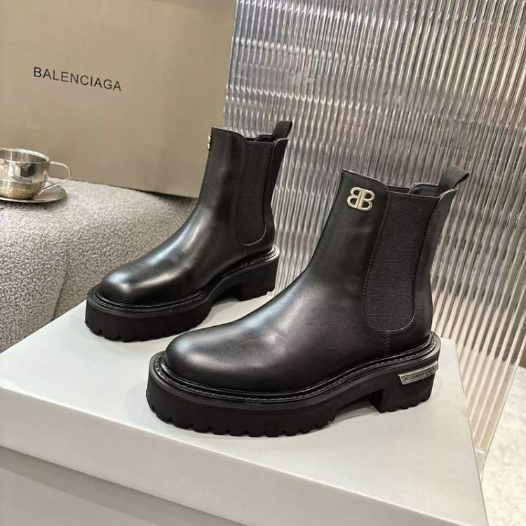 Picture of Balenciaga Shoes _SKUBALENCIAGAsz35-40WN10011348